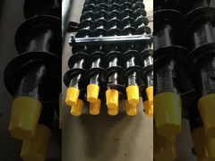 एपीआई मानक सर्पिल ड्रिल पाइप काला रंग 32 किग्रा/पीसी - 40 किग्रा/पीसी 10-60 पीसी पैक