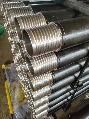 उच्च स्टील ग्रेड 133 मिमी व्यास तेल आवरण पाइप फोर्जिंग ब्लैक